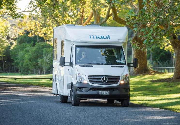 Maui Cascade neues Wohnmobil in Australien mieten Sydney